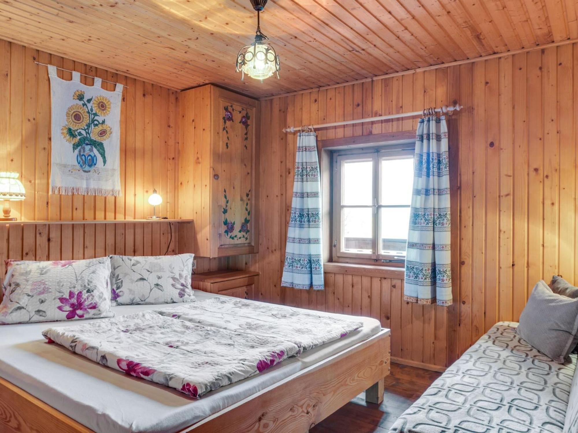 Chalet In Moertschach In Carinthia With Garden Exterior foto